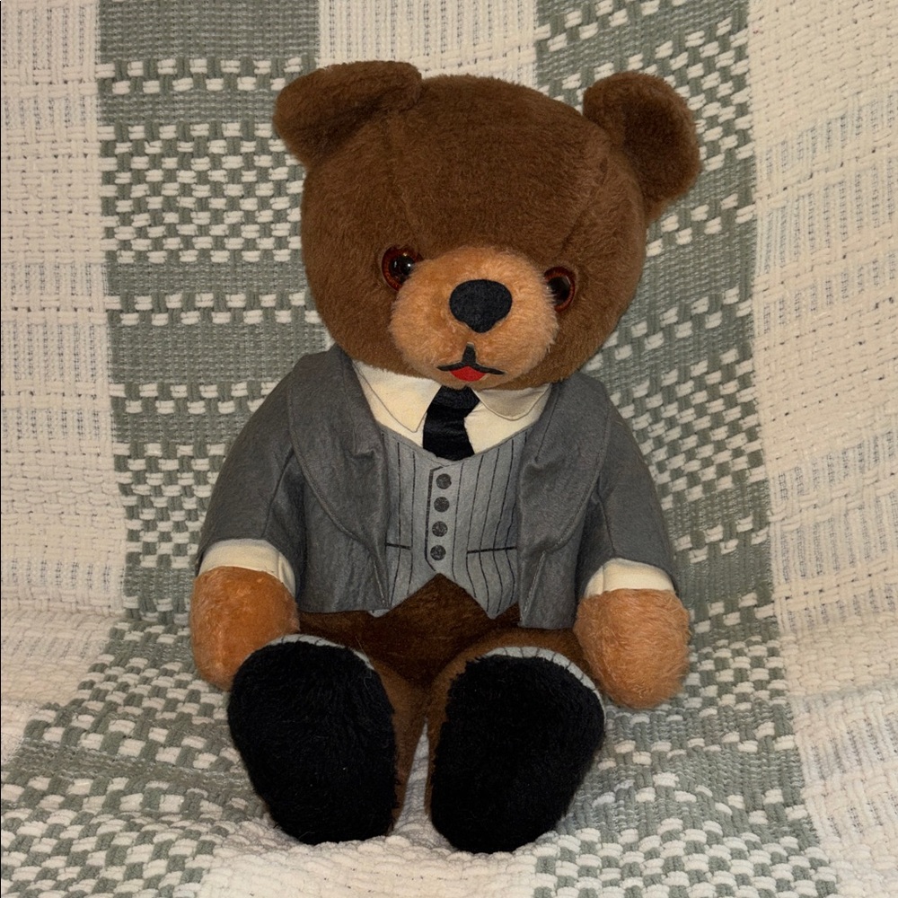 Vintage Banker bear